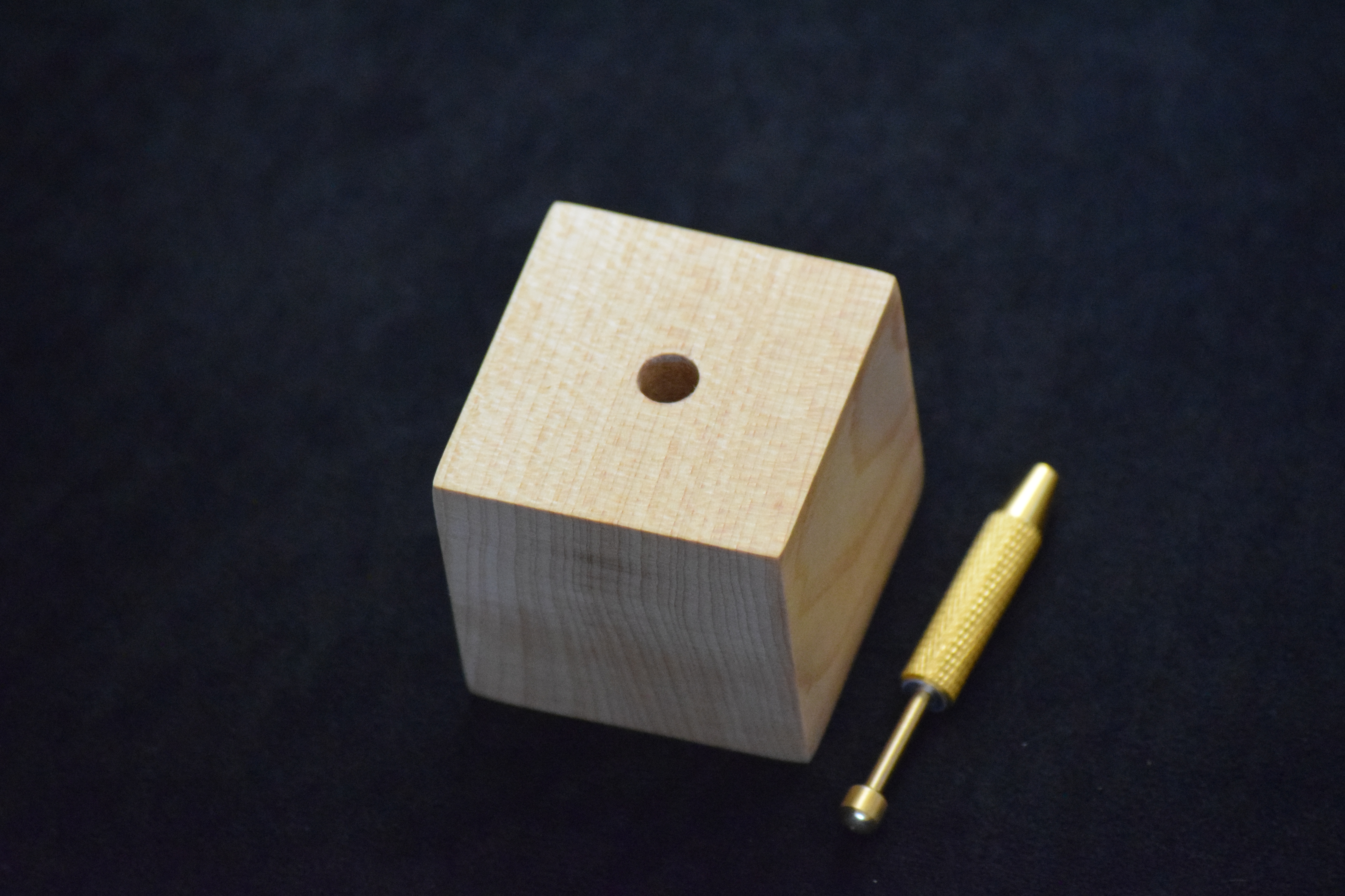 Gemstone Display - Maple