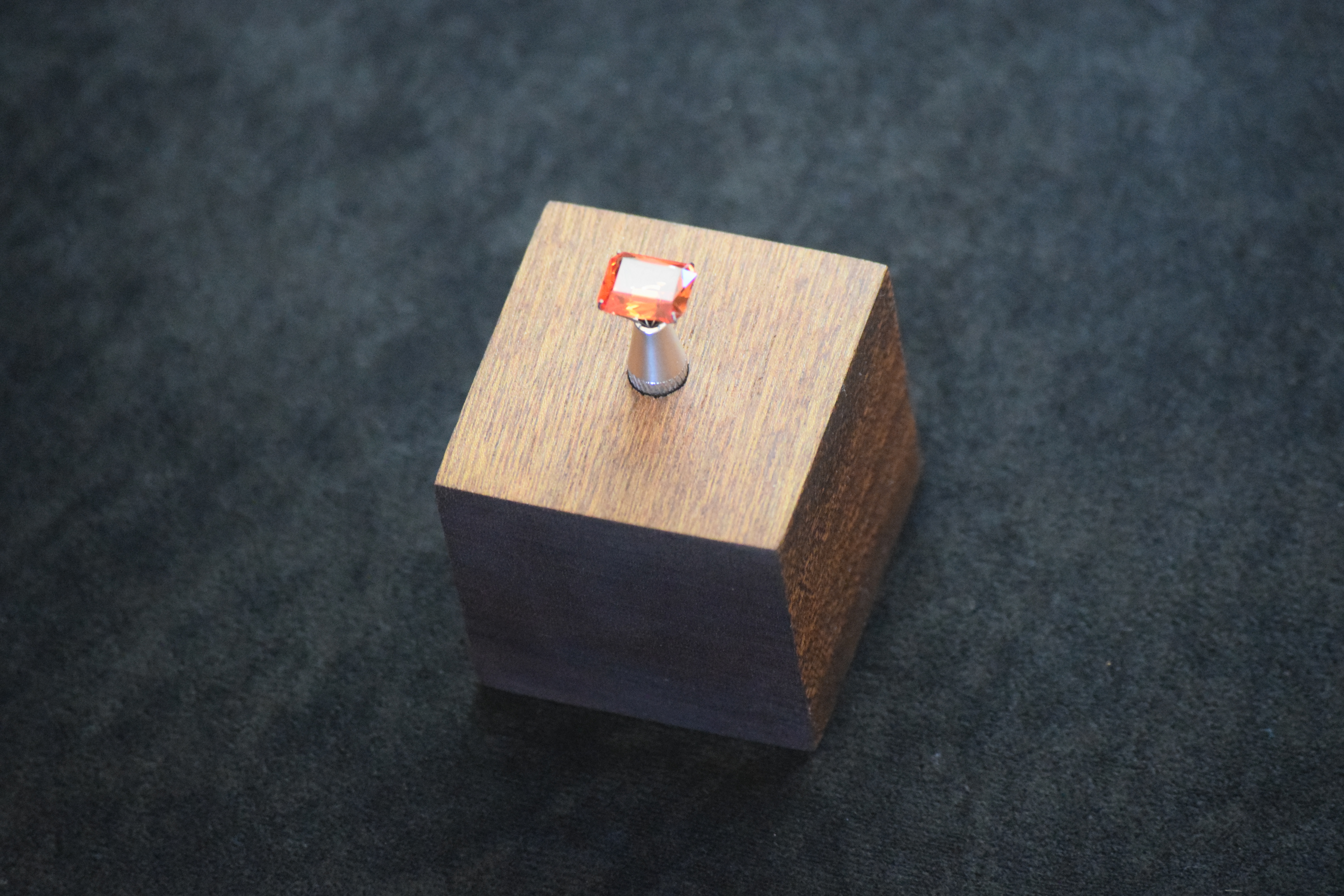 Gemstone Display - sapele photo 4