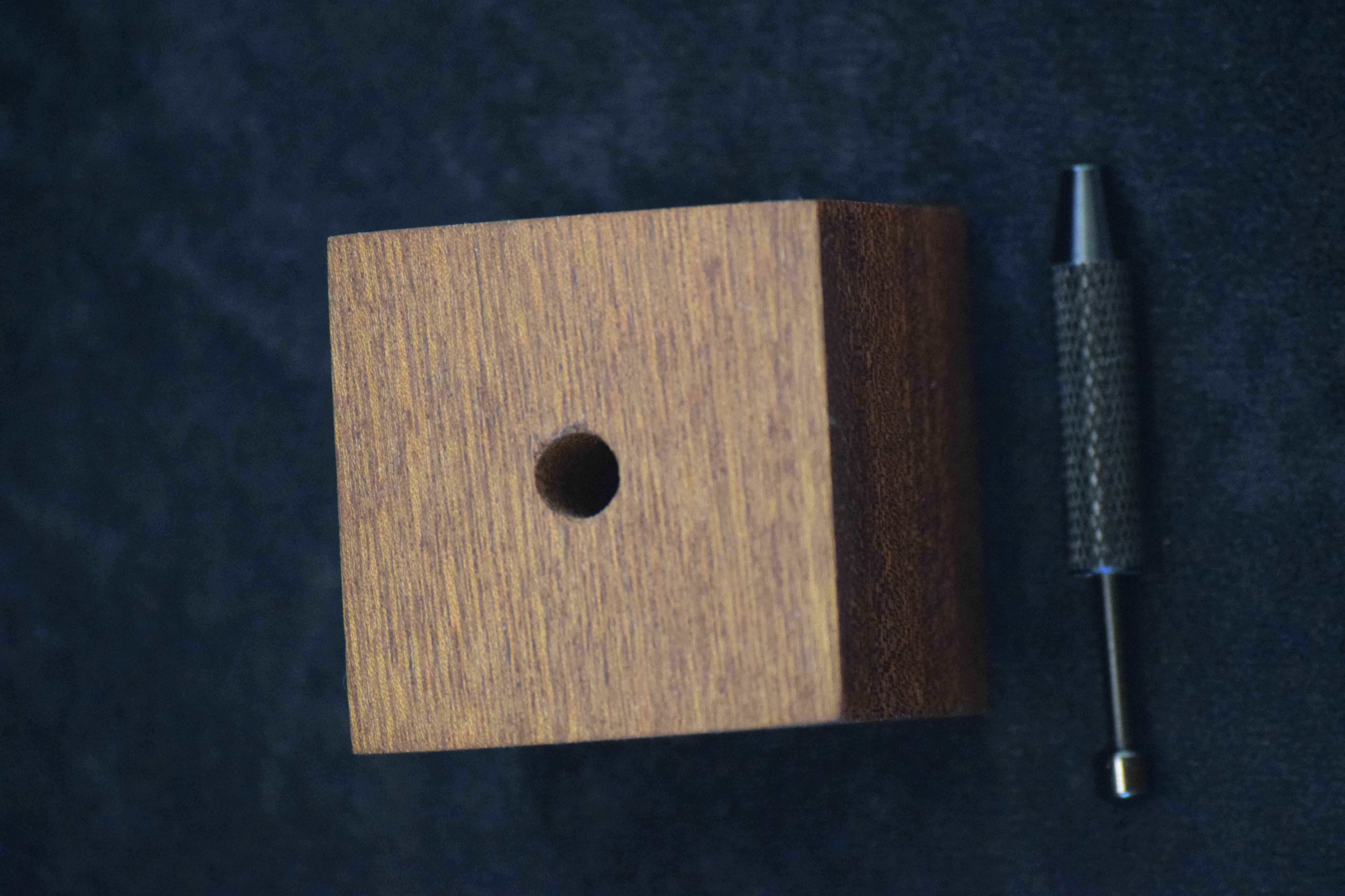 Gemstone Display - sapele photo 17