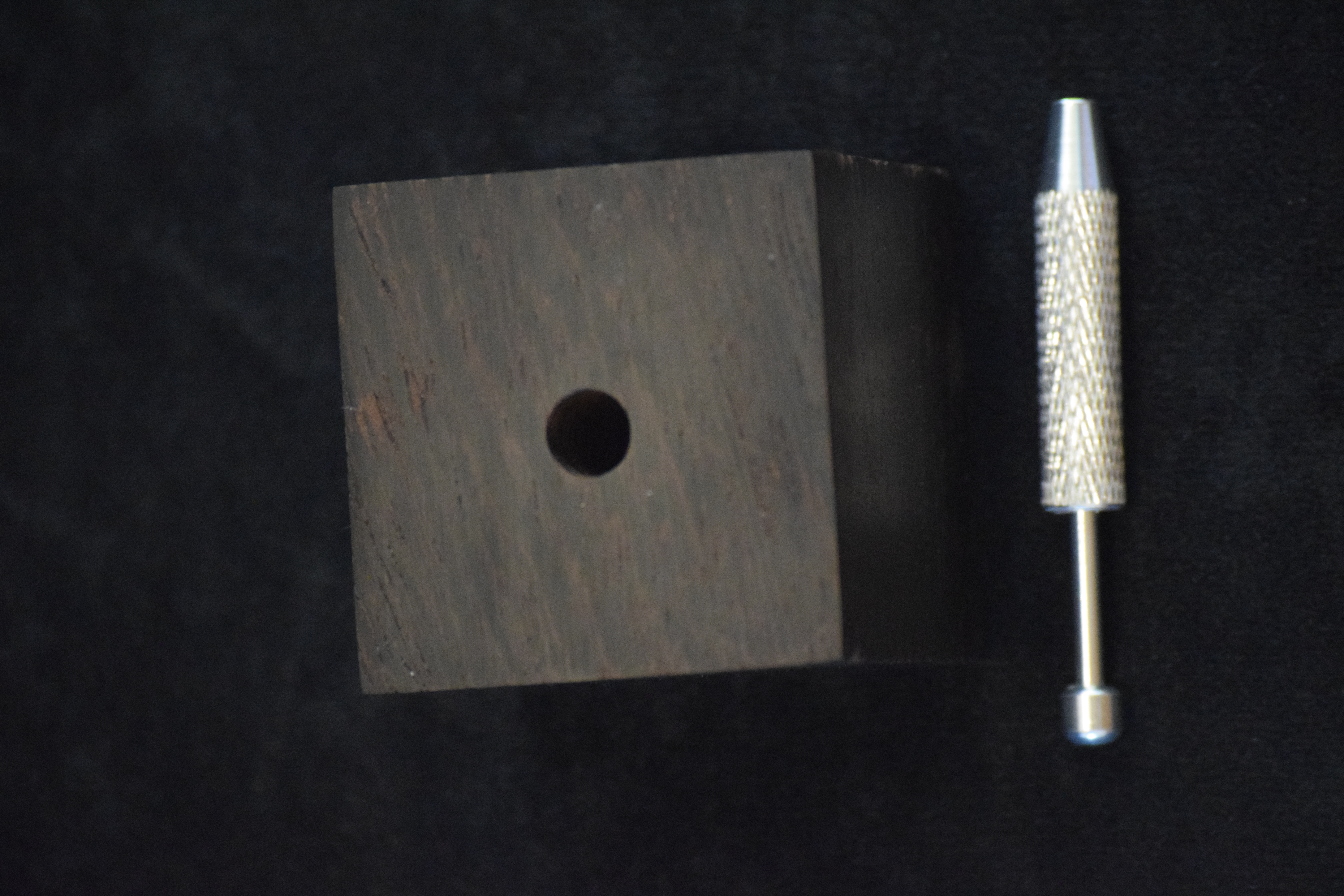 Gemstone Display - Wenge photo 5